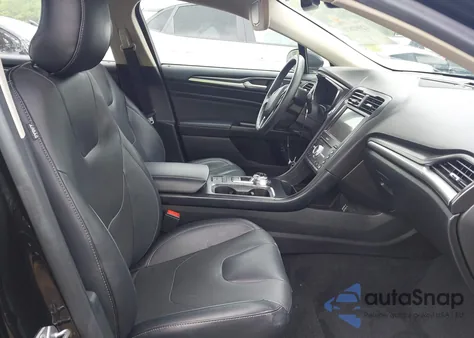 2019 Ford Fusion Energi Titanium из США, поврежденный, VIN 3FA6P0SU1KR285161